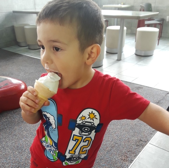 Meet your Posher, Kari - Picture 7 of 8